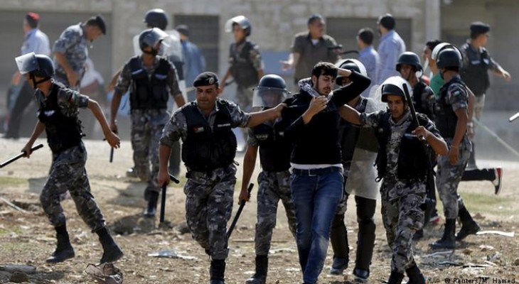 Hamas: PA's security apparatus continues to arrest Palestinians despite the turmoil